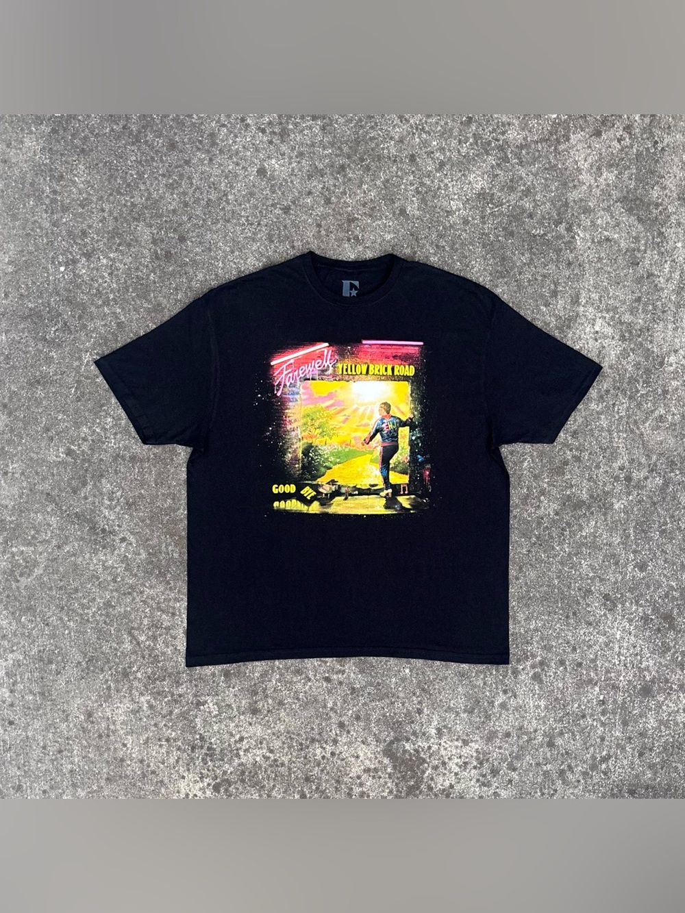 RARE Elton John Farewell Yellow Brick Road Mens 2XL 2022 Tour Concert T-Shirt